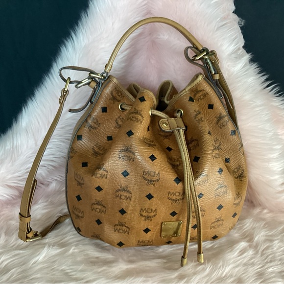 MCM Visetos Dessau drawstring bag in cognac monogram leather in GUC - Picture 13 of 13